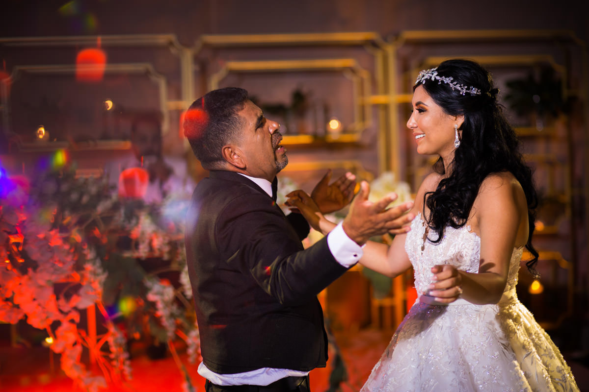 boda-en-san-miguel-de-allende- fotografos de bodas en mexico (135 of 181)